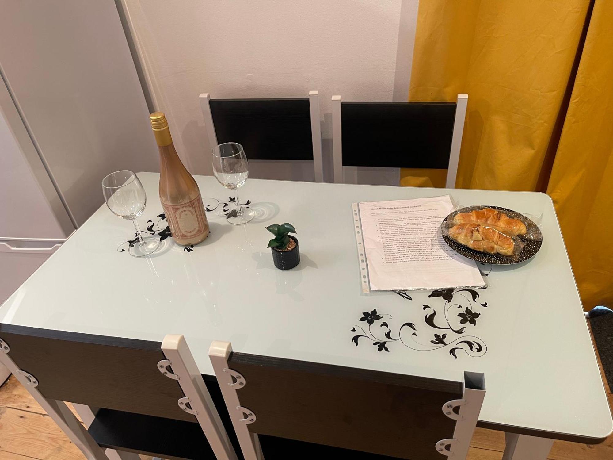 A Lovely One Bed Flat In North 芬奇利 外观 照片